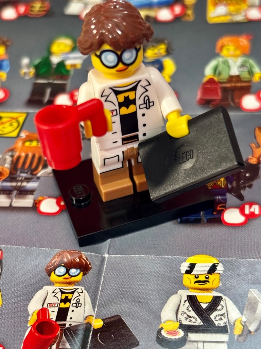 The LEGO NINJAGO MOVIE "GPL Tech" coltlnm18 With stand, pamphlet and accessories